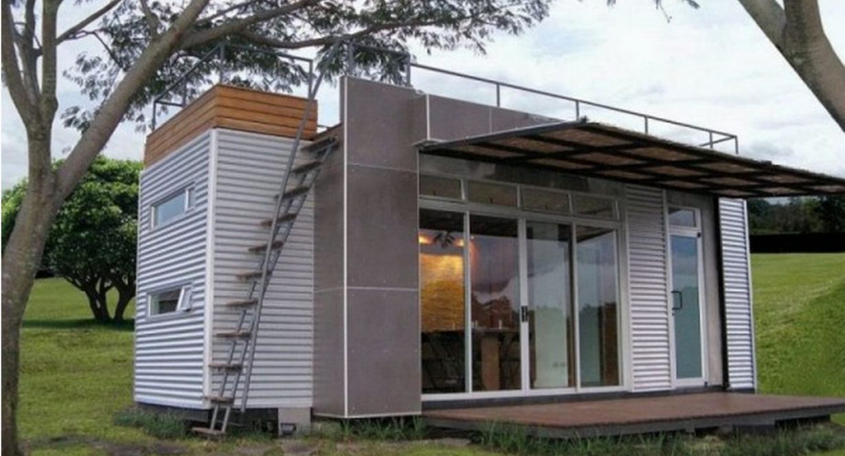 this-house-is-only-160-square-feet-total-but-the-inside-is